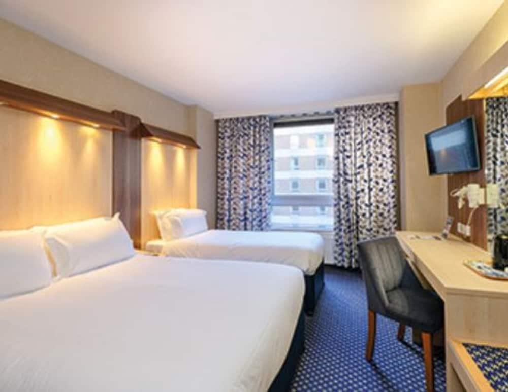 City Sleeper At Royal National Hotel Londra Esterno foto