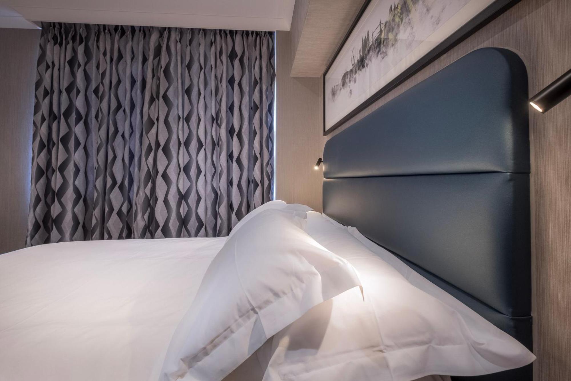 City Sleeper At Royal National Hotel Londra Esterno foto